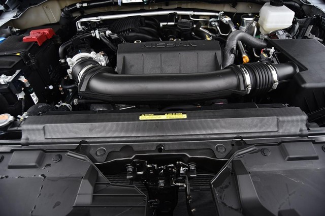 Nissan Frontier Vehicle Image 25