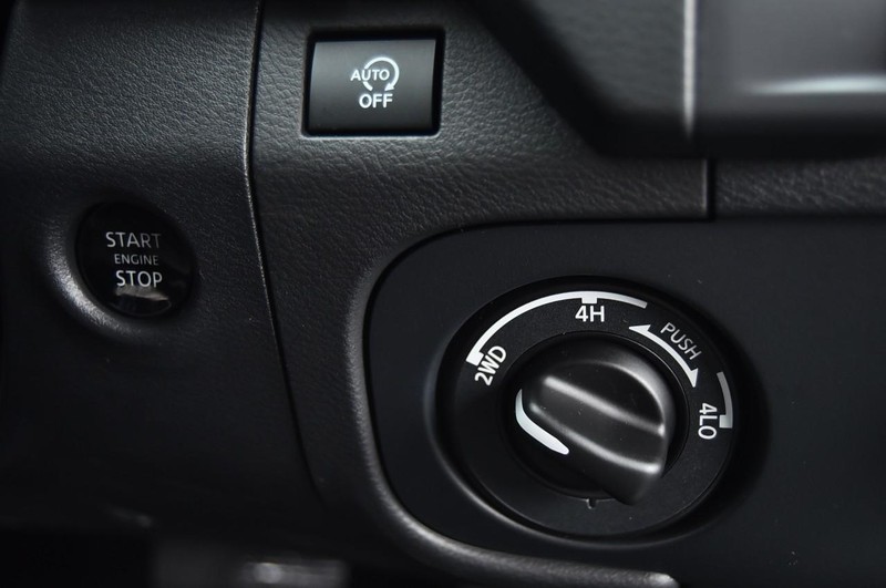 Nissan Frontier Vehicle Image 21