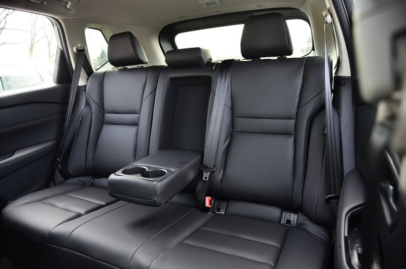 Nissan Rogue Vehicle Image 25