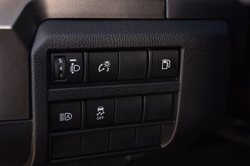 Toyota 4Runner Vehicle Image 11