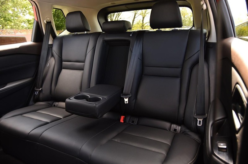 Nissan Rogue Vehicle Image 25