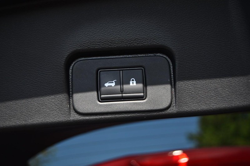 Nissan Rogue Vehicle Image 29