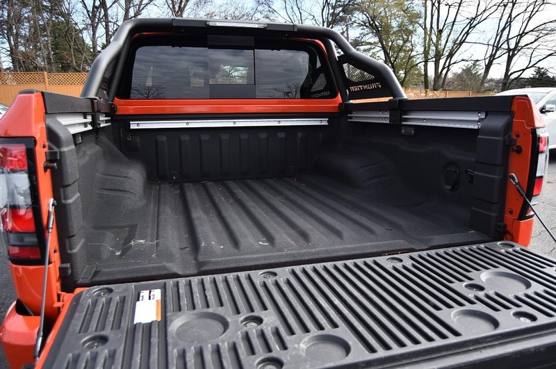 Nissan Frontier Vehicle Image 08