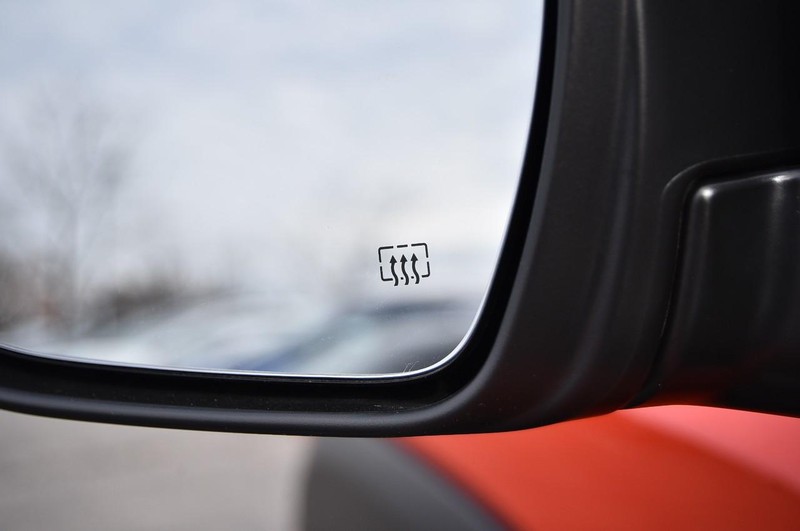 Nissan Frontier Vehicle Image 11