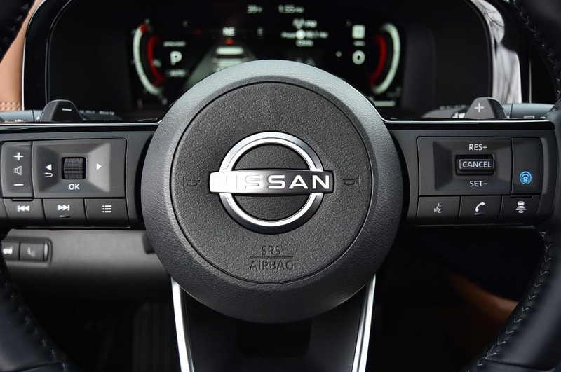 Nissan Pathfinder Vehicle Image 23