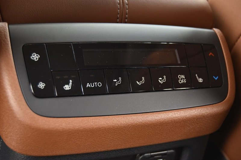 Nissan Pathfinder Vehicle Image 28