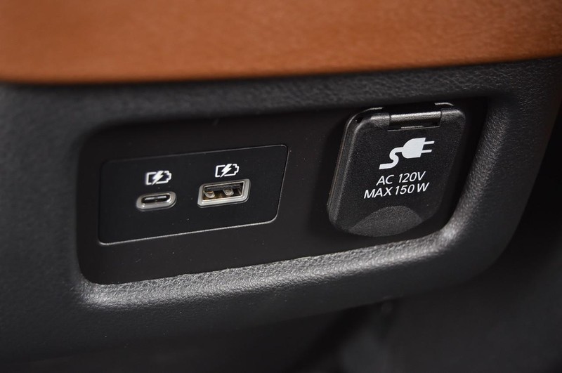 Nissan Pathfinder Vehicle Image 29