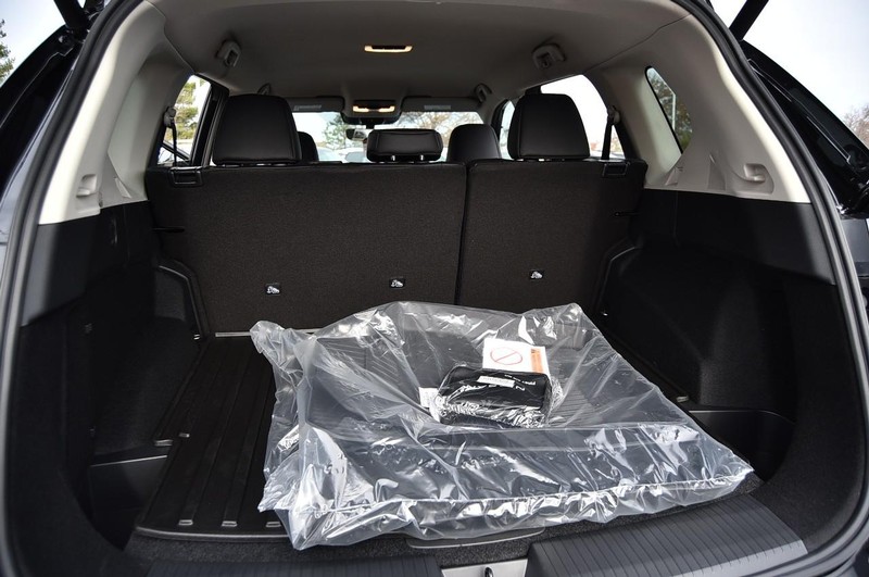 Nissan Rogue Vehicle Image 28