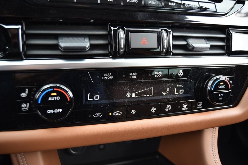 Nissan Pathfinder Vehicle Image 20