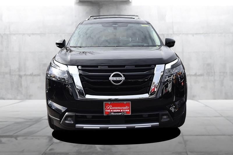 Nissan Pathfinder Vehicle Image 04