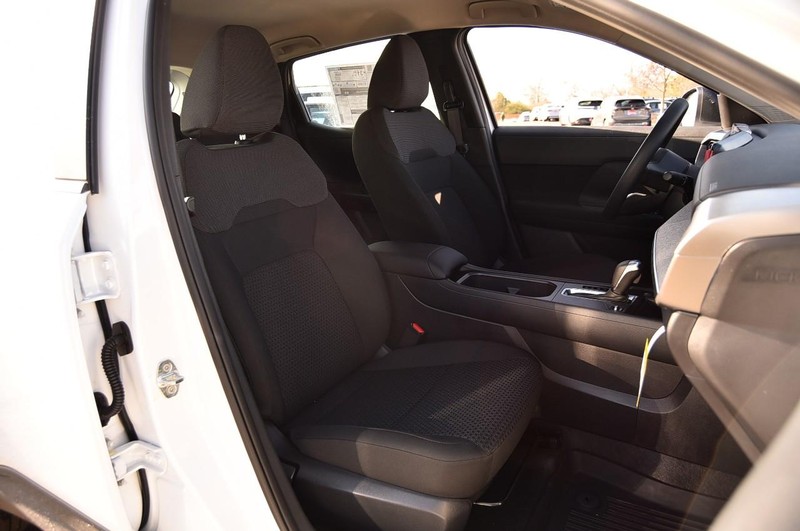 Nissan Kicks Vehicle Image 22