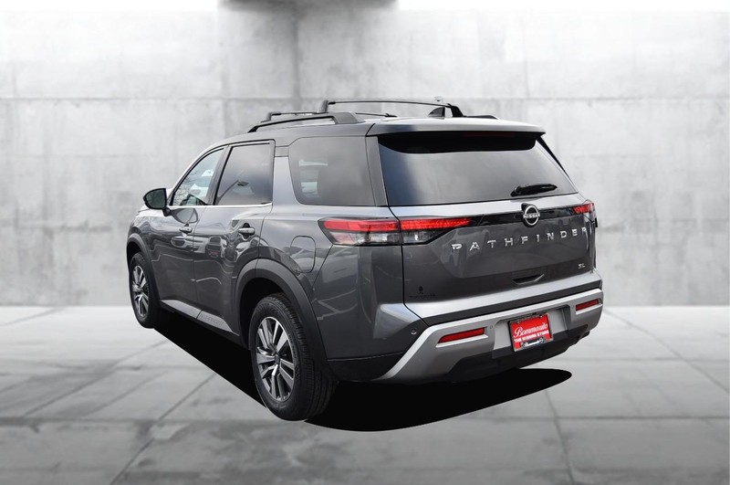 Nissan Pathfinder Vehicle Image 07