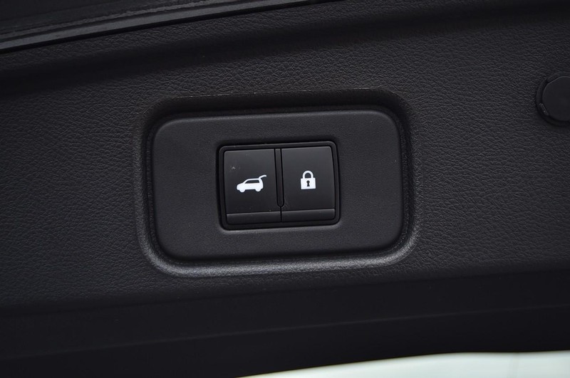 Nissan Pathfinder Vehicle Image 30