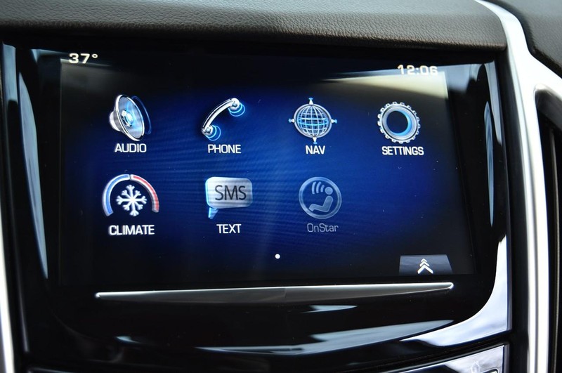 Cadillac SRX Vehicle Full-screen Gallery Image 17