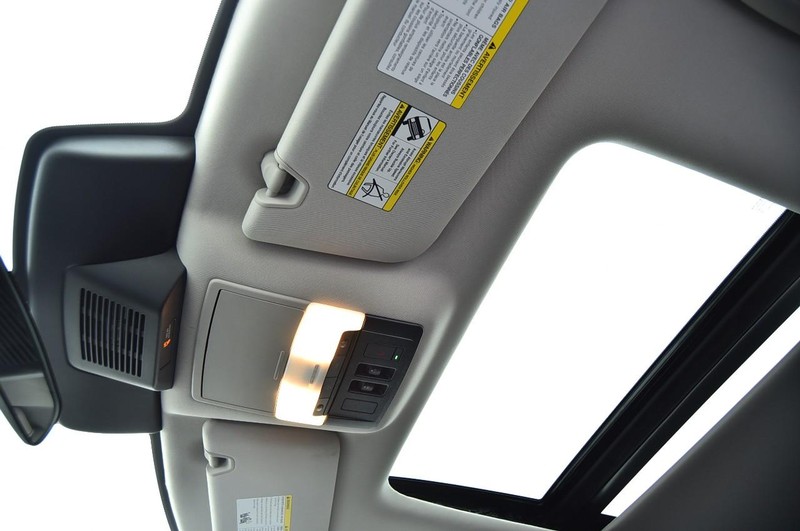 Nissan Pathfinder Vehicle Image 22