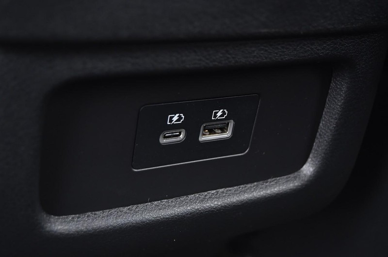 Nissan Pathfinder Vehicle Image 25