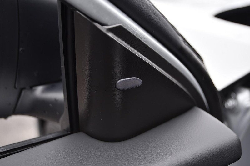 Nissan Altima Vehicle Image 10