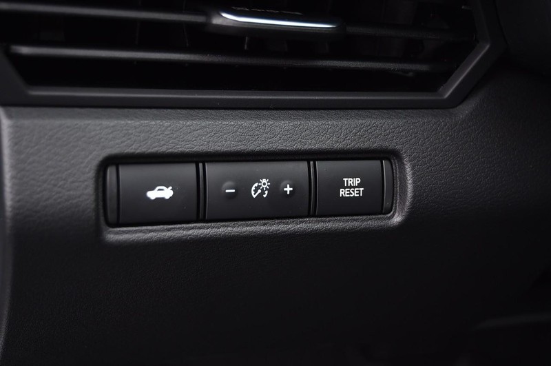 Nissan Altima Vehicle Image 11