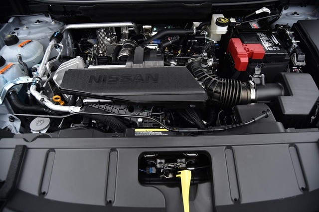 Nissan Rogue Vehicle Image 26