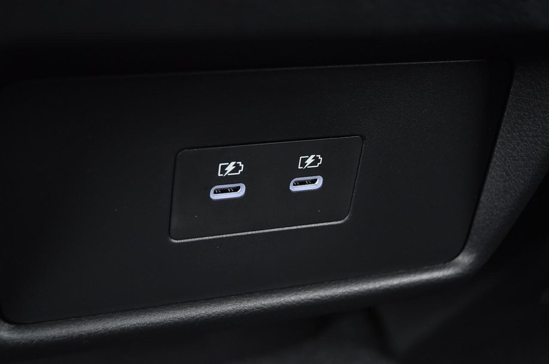 Nissan Rogue Vehicle Image 23