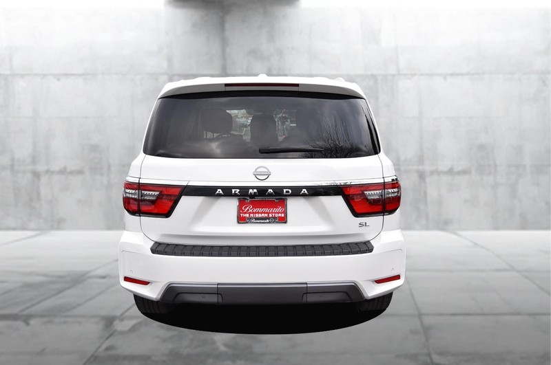 Nissan Armada Vehicle Image 06