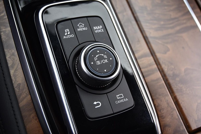 Nissan Armada Vehicle Image 23