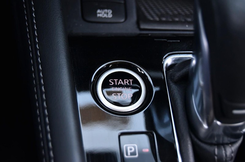 Nissan Kicks Vehicle Image 16