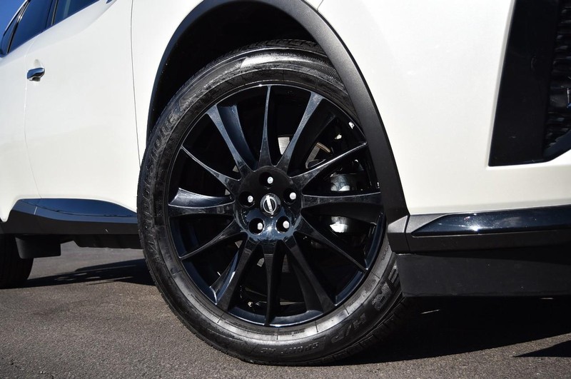 Nissan Murano Vehicle Image 03