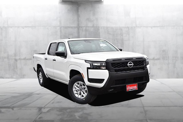 Nissan Frontier Vehicle Image 02