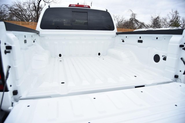 Nissan Frontier Vehicle Image 07