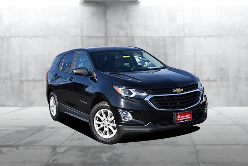Chevrolet Equinox Vehicle Image 02