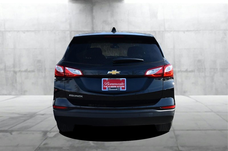 Chevrolet Equinox Vehicle Image 06
