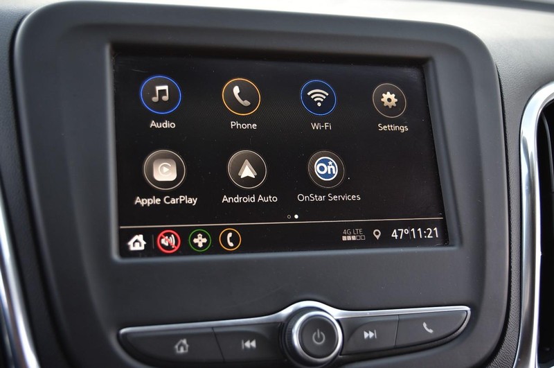 Chevrolet Equinox Vehicle Image 13