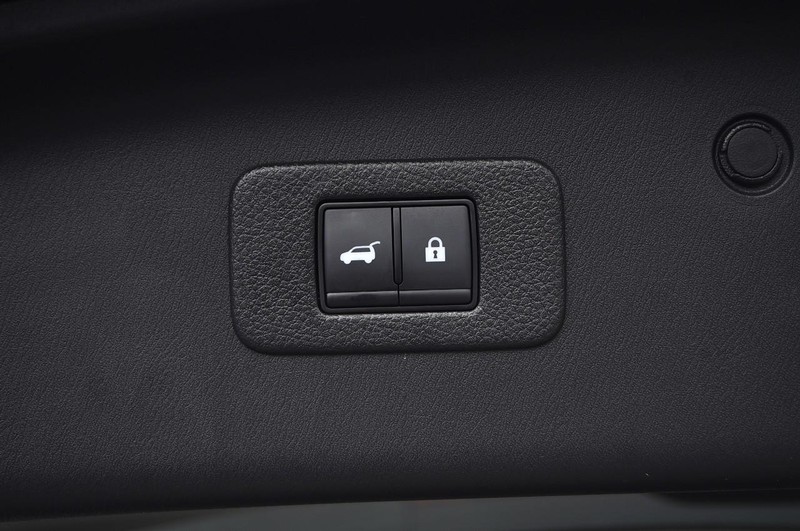 Nissan Armada Vehicle Image 34