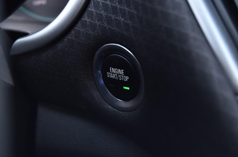 Chevrolet Malibu Vehicle Image 16