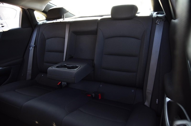 Chevrolet Malibu Vehicle Image 20