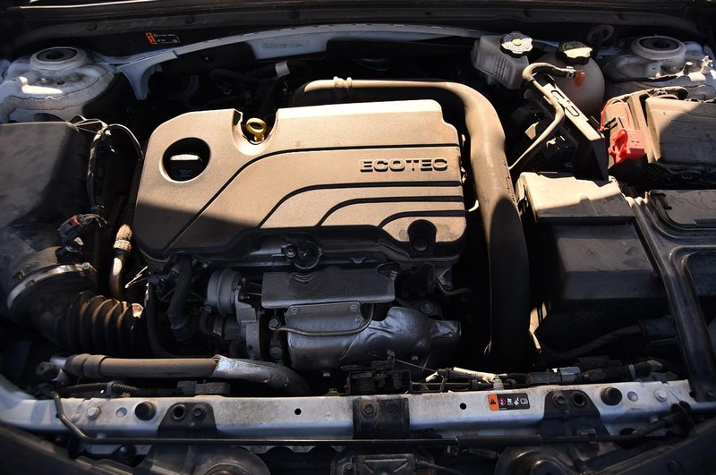 Chevrolet Malibu Vehicle Image 23