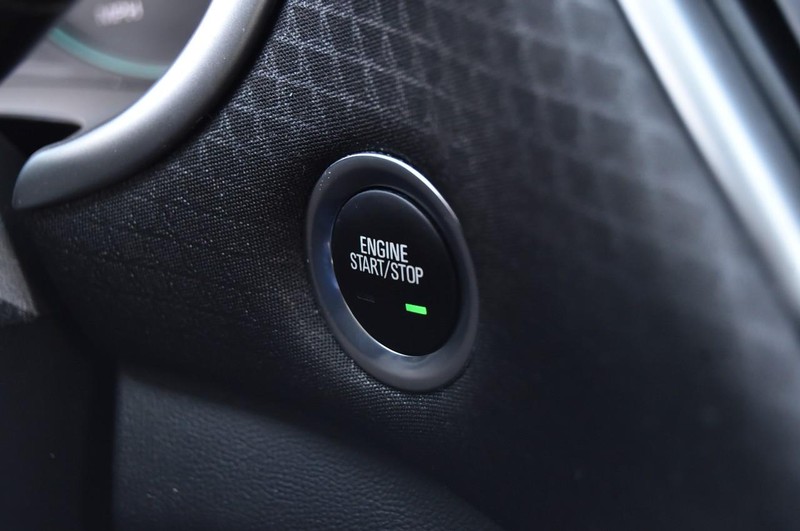 Chevrolet Malibu Vehicle Image 16