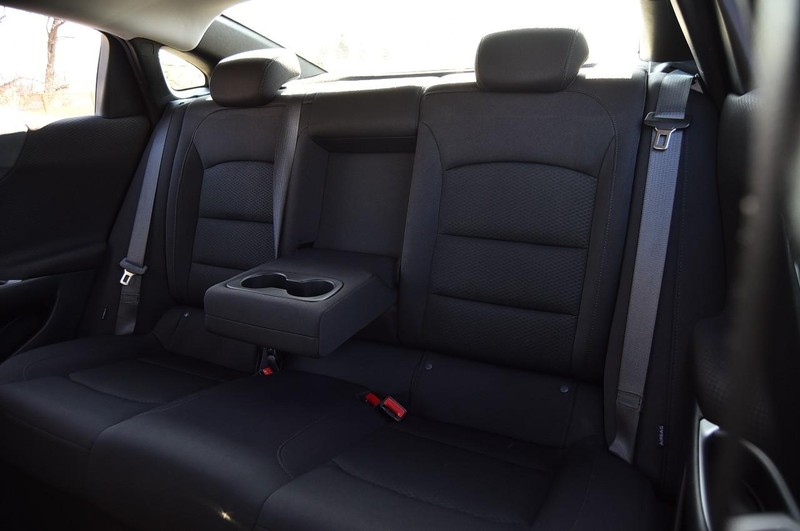 Chevrolet Malibu Vehicle Image 20