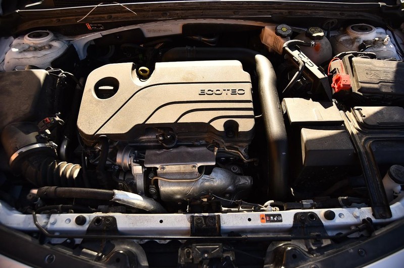 Chevrolet Malibu Vehicle Image 23