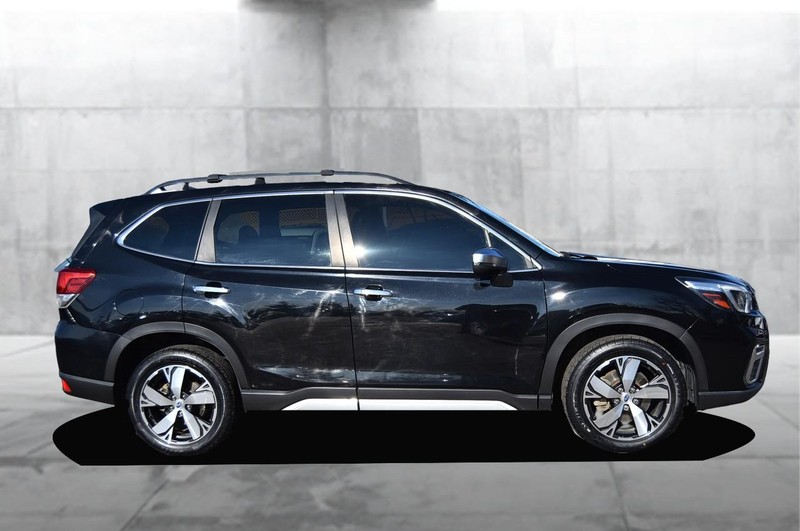 Subaru Forester Vehicle Image 05
