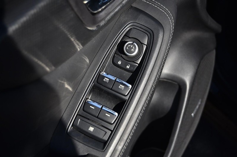 Subaru Forester Vehicle Image 09