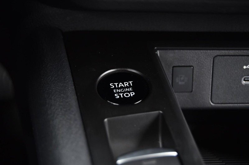 Nissan Kicks Vehicle Image 17