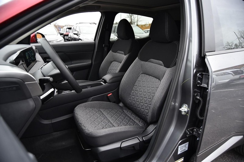 Nissan Kicks Vehicle Image 20