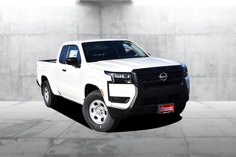 Nissan Frontier Vehicle Image 02