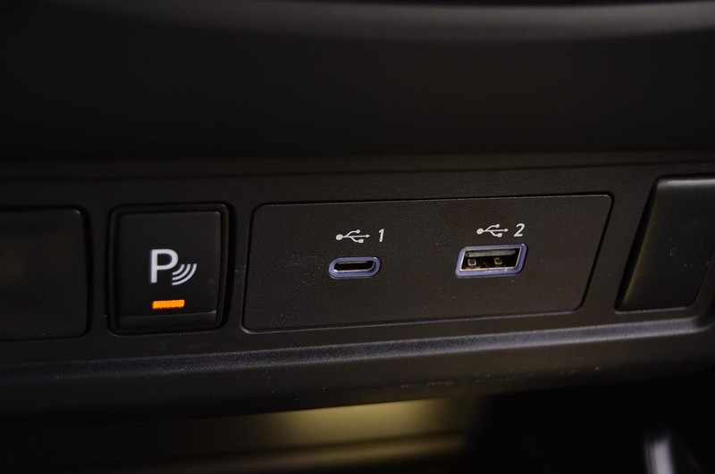 Nissan Frontier Vehicle Image 19