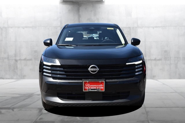 Nissan Kicks Vehicle Image 04