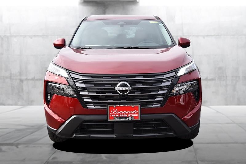 Nissan Rogue Vehicle Image 04