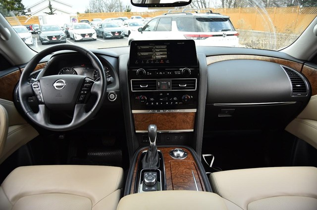 Nissan Armada Vehicle Image 07