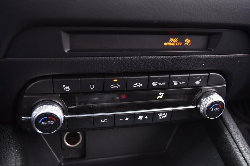 Mazda CX-5 Vehicle Full-screen Gallery Image 16